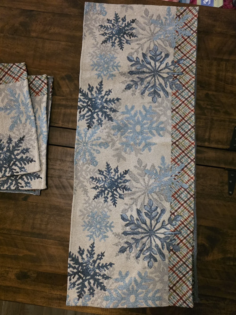 Holiday Snowflake Table Runner and Placemats Set - Blue
